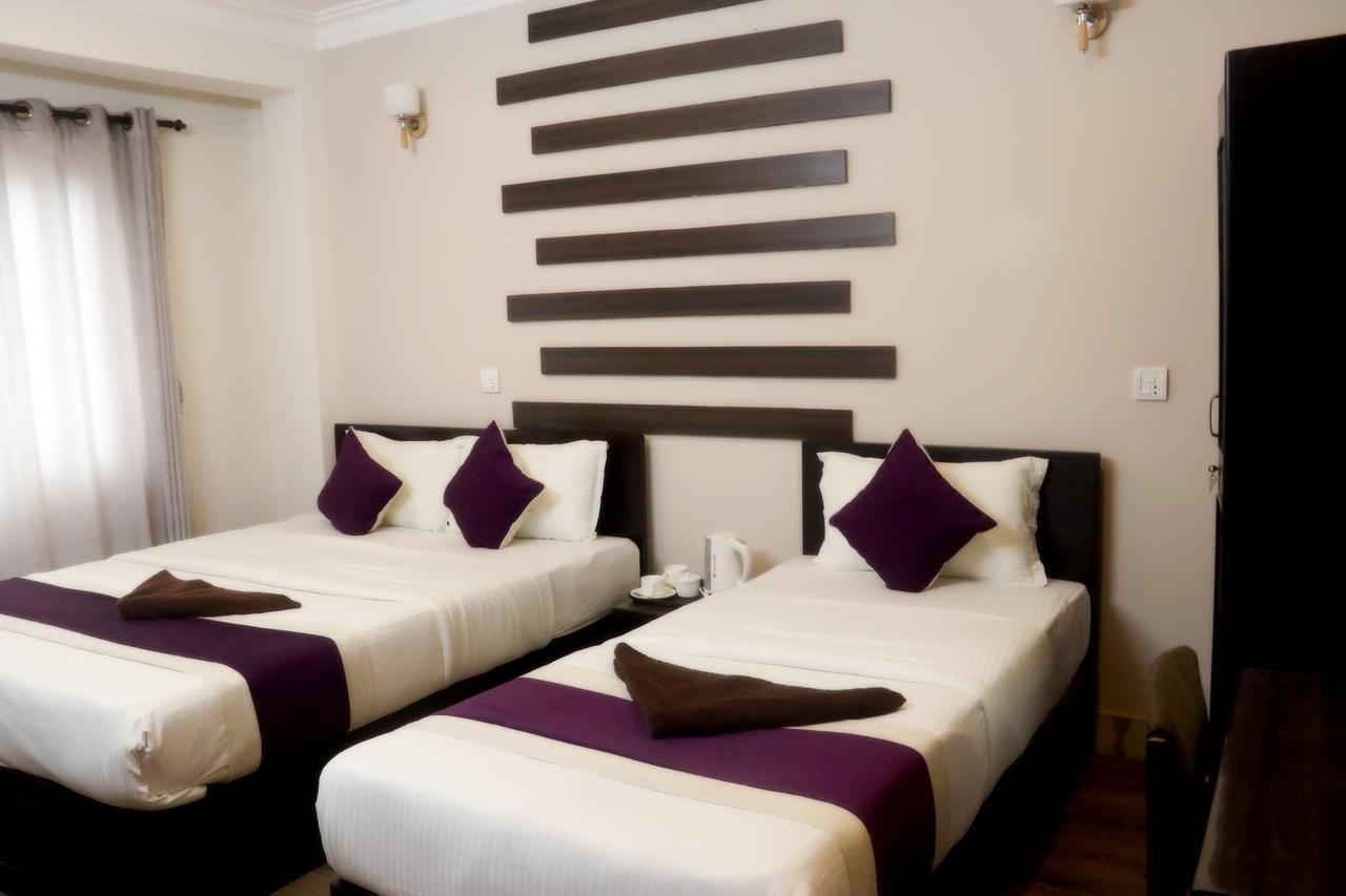 Ausfinn Hotel Metro Inn Kathmandu Bagian luar foto