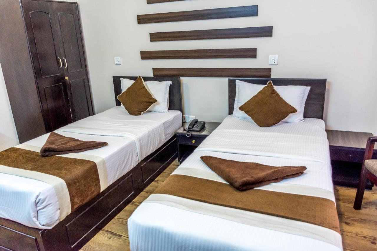 Ausfinn Hotel Metro Inn Kathmandu Bagian luar foto