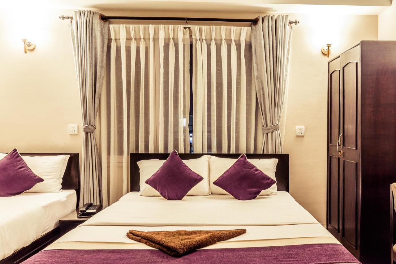 Ausfinn Hotel Metro Inn Kathmandu Bagian luar foto