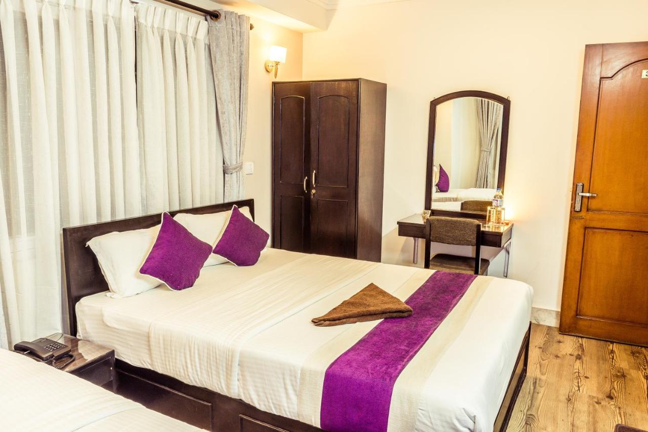 Ausfinn Hotel Metro Inn Kathmandu Bagian luar foto