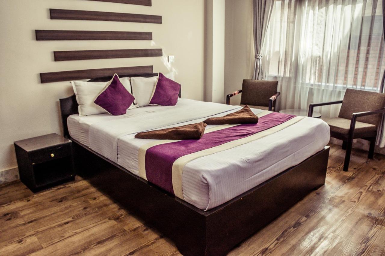 Ausfinn Hotel Metro Inn Kathmandu Bagian luar foto