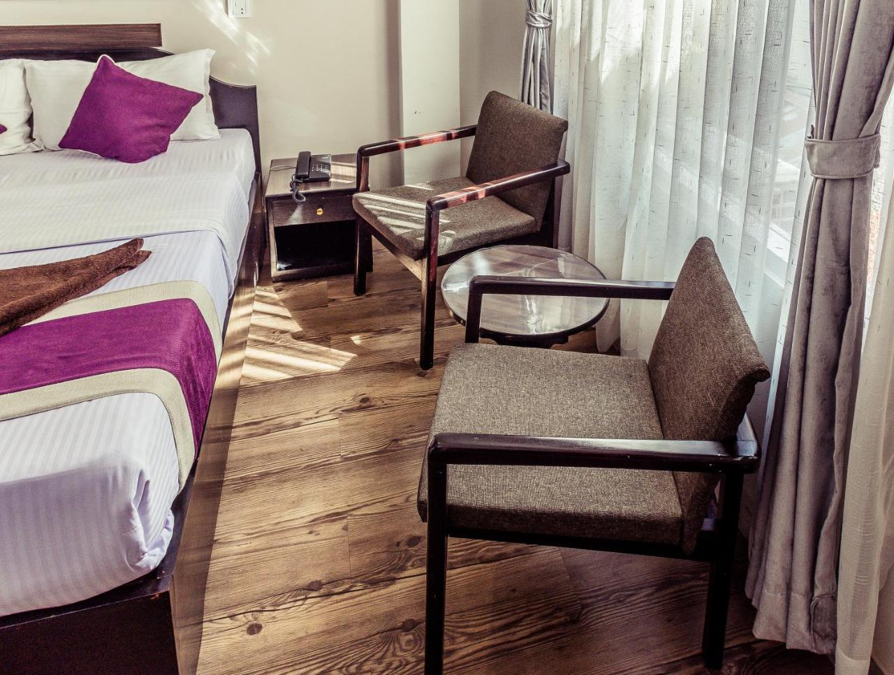 Ausfinn Hotel Metro Inn Kathmandu Bagian luar foto