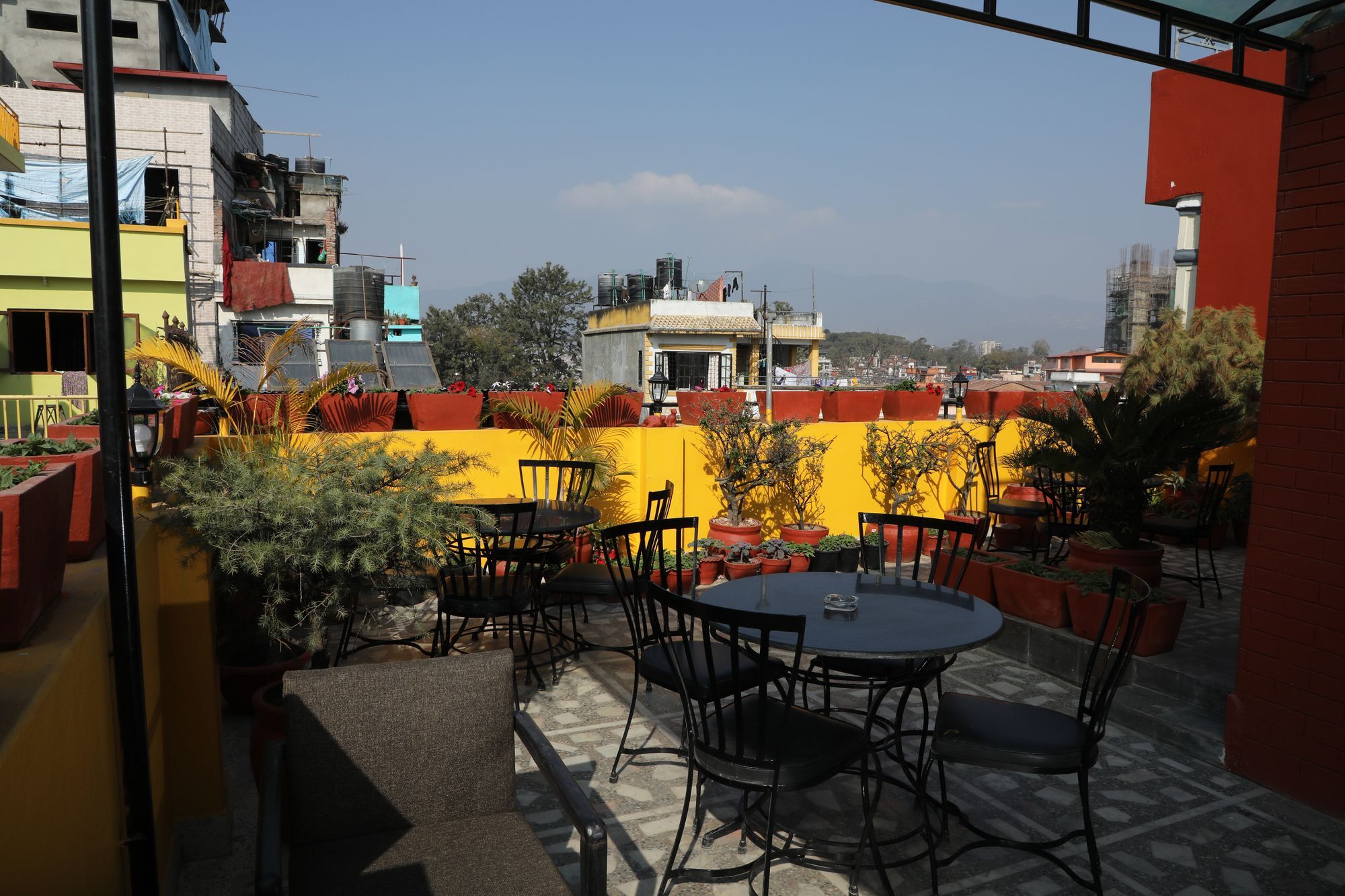 Ausfinn Hotel Metro Inn Kathmandu Bagian luar foto